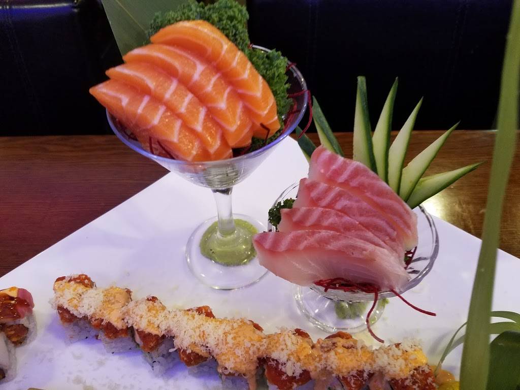 Kumi Sushi | restaurant | 1145 S Illinois Rte 31 N, Crystal Lake, IL 60014, USA | 7792200288 OR +1 779-220-0288