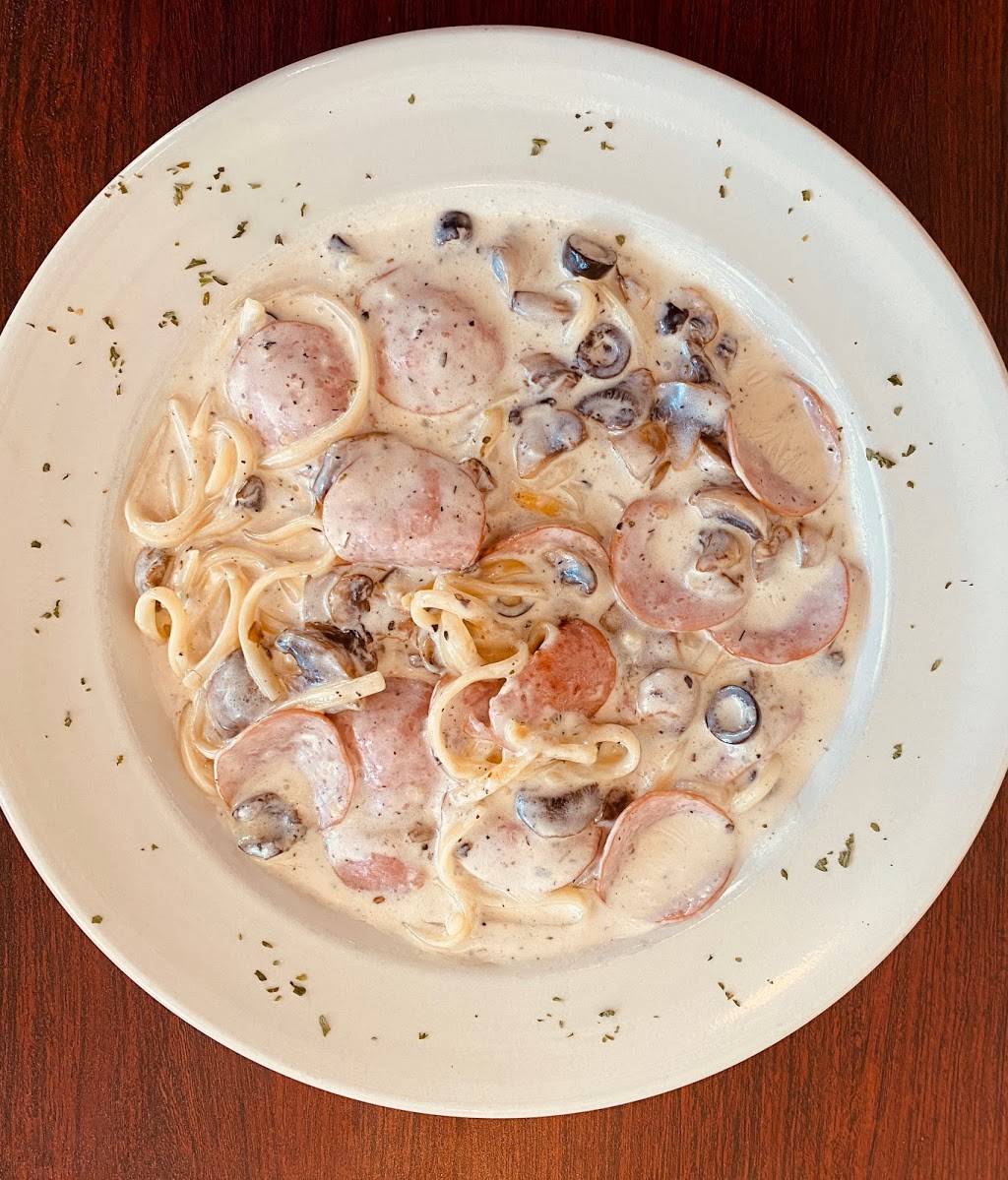 Joes Italian Restaurants | restaurant | 2101 Milam St, Columbus, TX 78934, USA | 9795004204 OR +1 979-500-4204