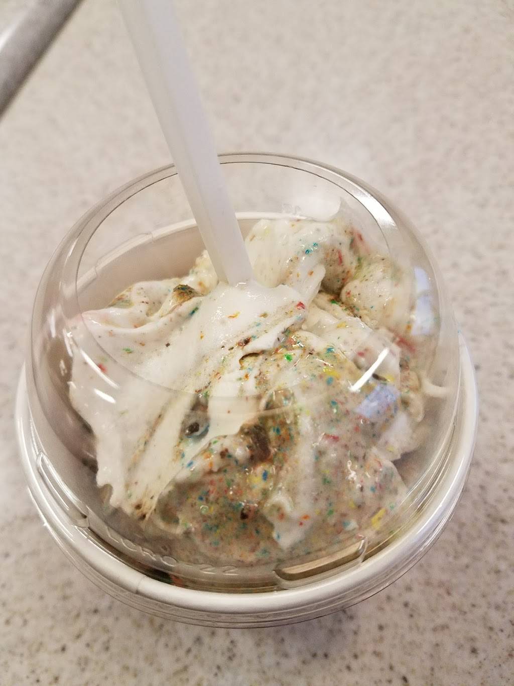 Oberweis Ice Cream and Dairy Store | restaurant | 6469 N Lincoln Ave, Lincolnwood, IL 60712, USA | 8479834514 OR +1 847-983-4514