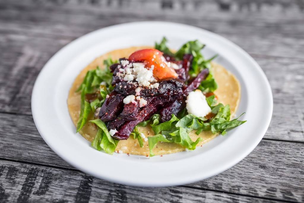 Bullhead Cantina | restaurant | 1143 N California Ave, Chicago, IL 60622, USA | 7736979250 OR +1 773-697-9250