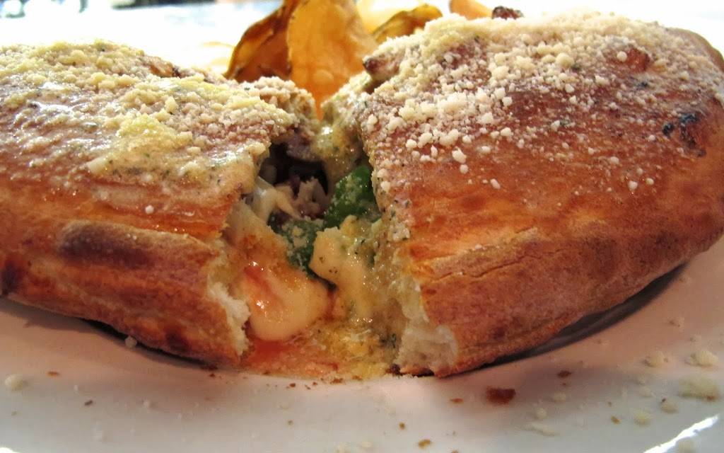 Monellis Italian Grill & Sports Bar | restaurant | 5675 Byron Center Ave SW, Wyoming, MI 49519, USA | 6165309700 OR +1 616-530-9700