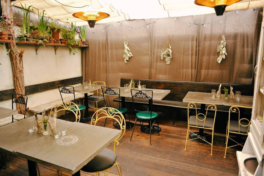 LIC Market | restaurant | 21-52 44th Dr, Long Island City, NY 11101, USA | 7183610013 OR +1 718-361-0013