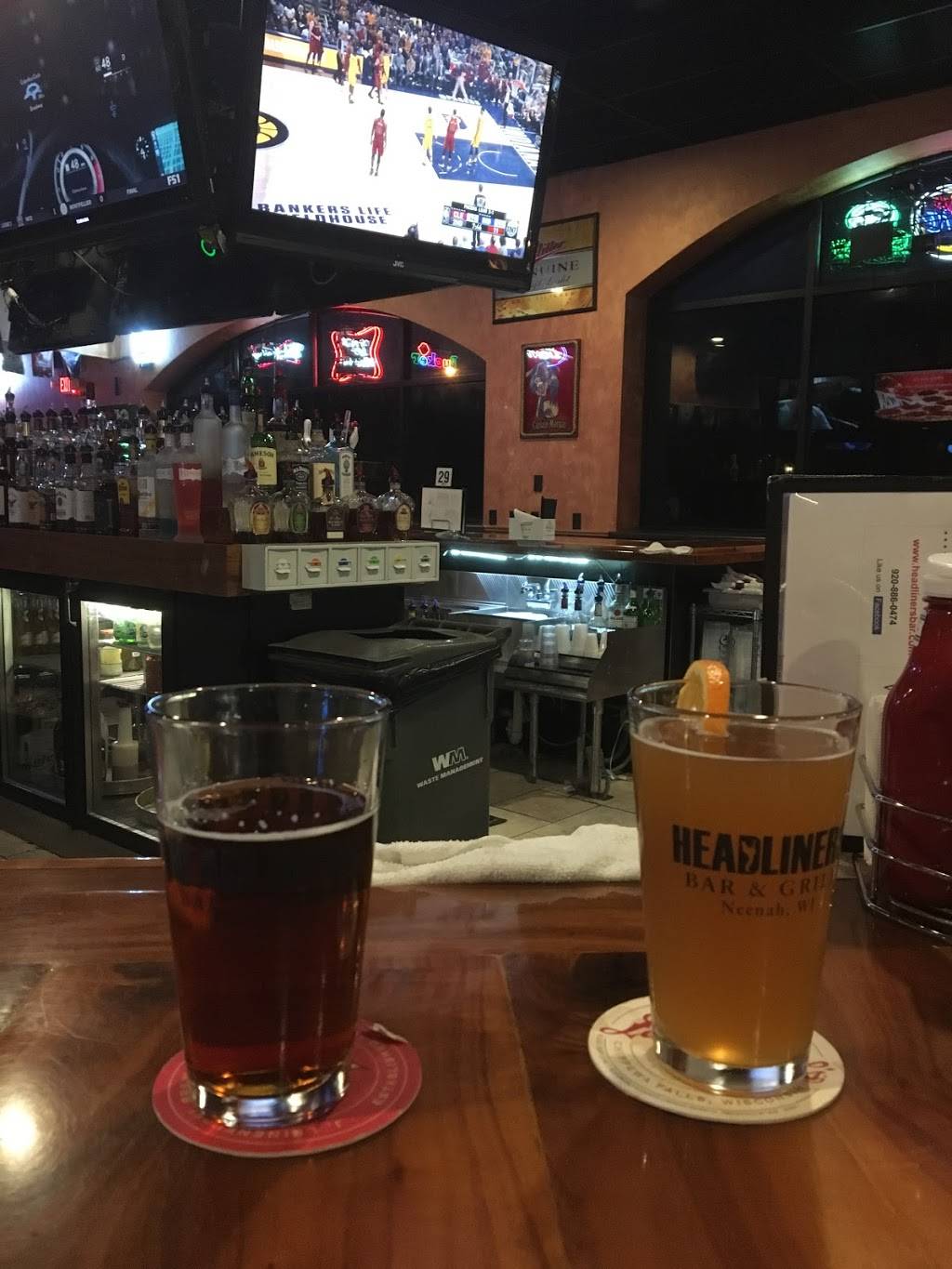 Headliners Bar & Grill | restaurant | 2788 Towne Ct, Neenah, WI 54956, USA | 9208860474 OR +1 920-886-0474