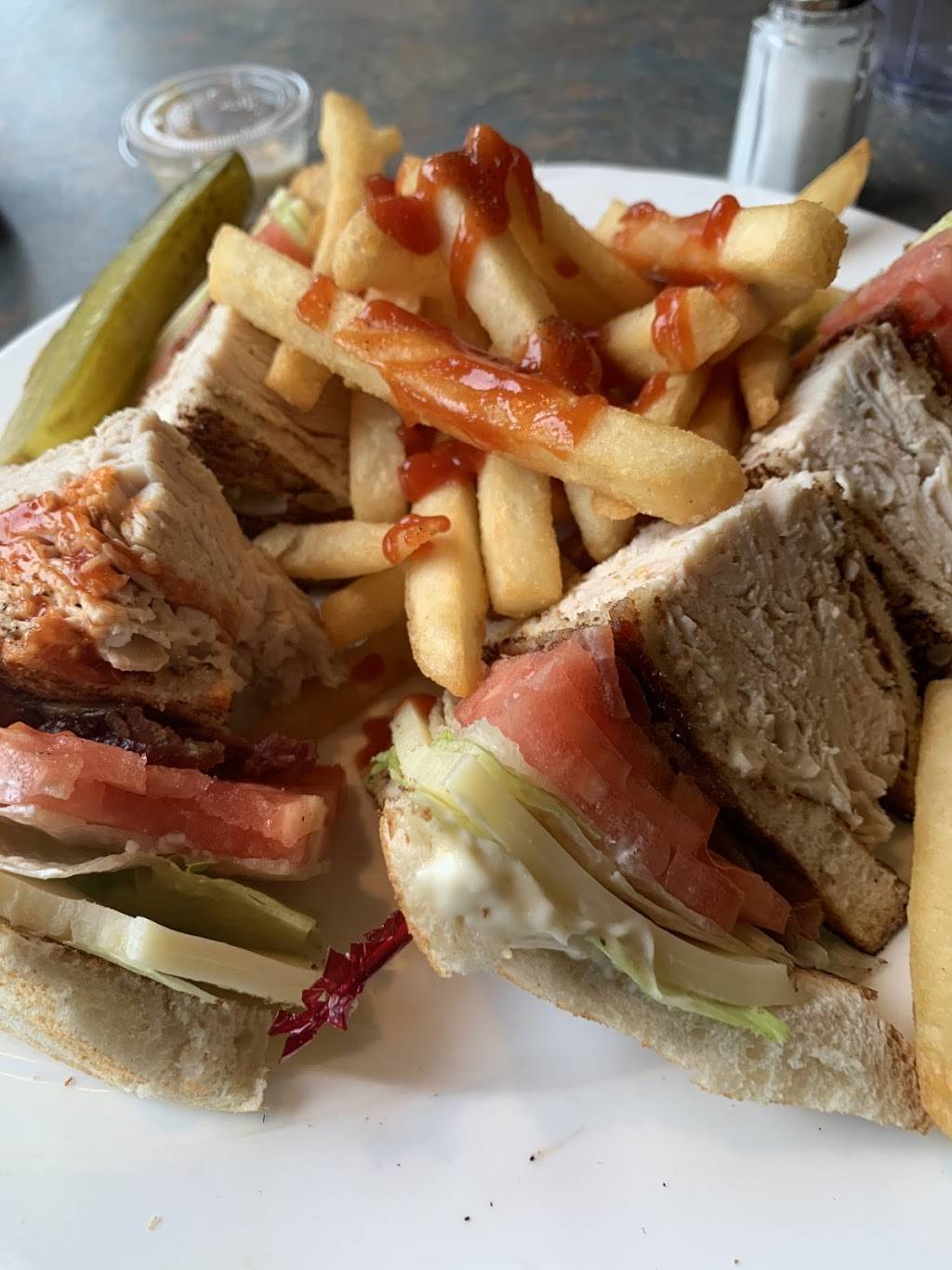 Van Dam Diner | restaurant | 4555 Van Dam St, Long Island City, NY 11101, USA | 7183928371 OR +1 718-392-8371