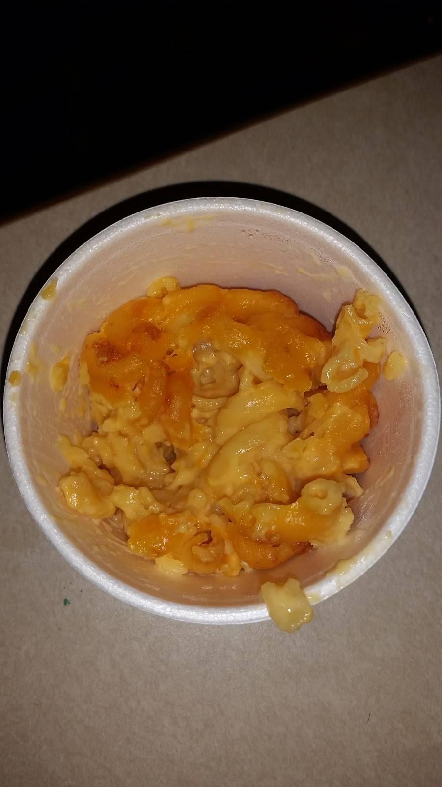 Churchs Chicken | restaurant | 12512 US-90, Houston, TX 77049, USA | 2814585341 OR +1 281-458-5341