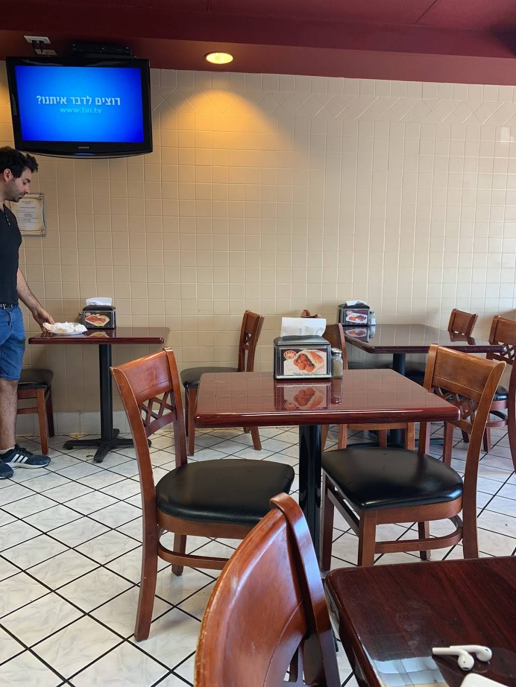 Falafel Bar | restaurant | 21765 Ventura Blvd, Woodland Hills, CA 91364, USA | 8187100140 OR +1 818-710-0140