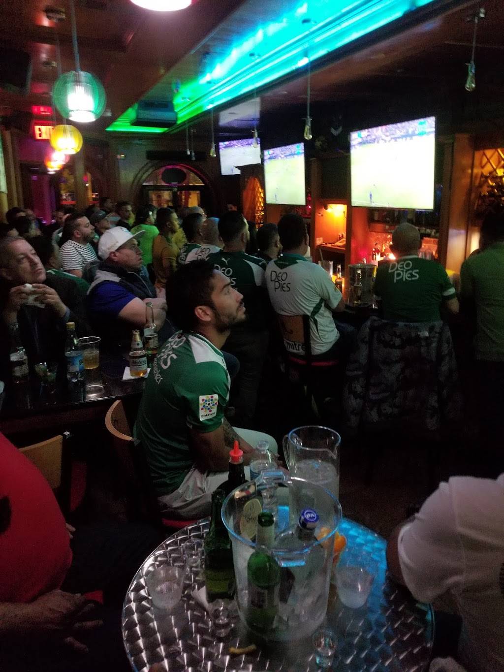 New Station House Bar & Grill | restaurant | 253 Morris Ave, Elizabeth, NJ 07208, USA | 9083551646 OR +1 908-355-1646