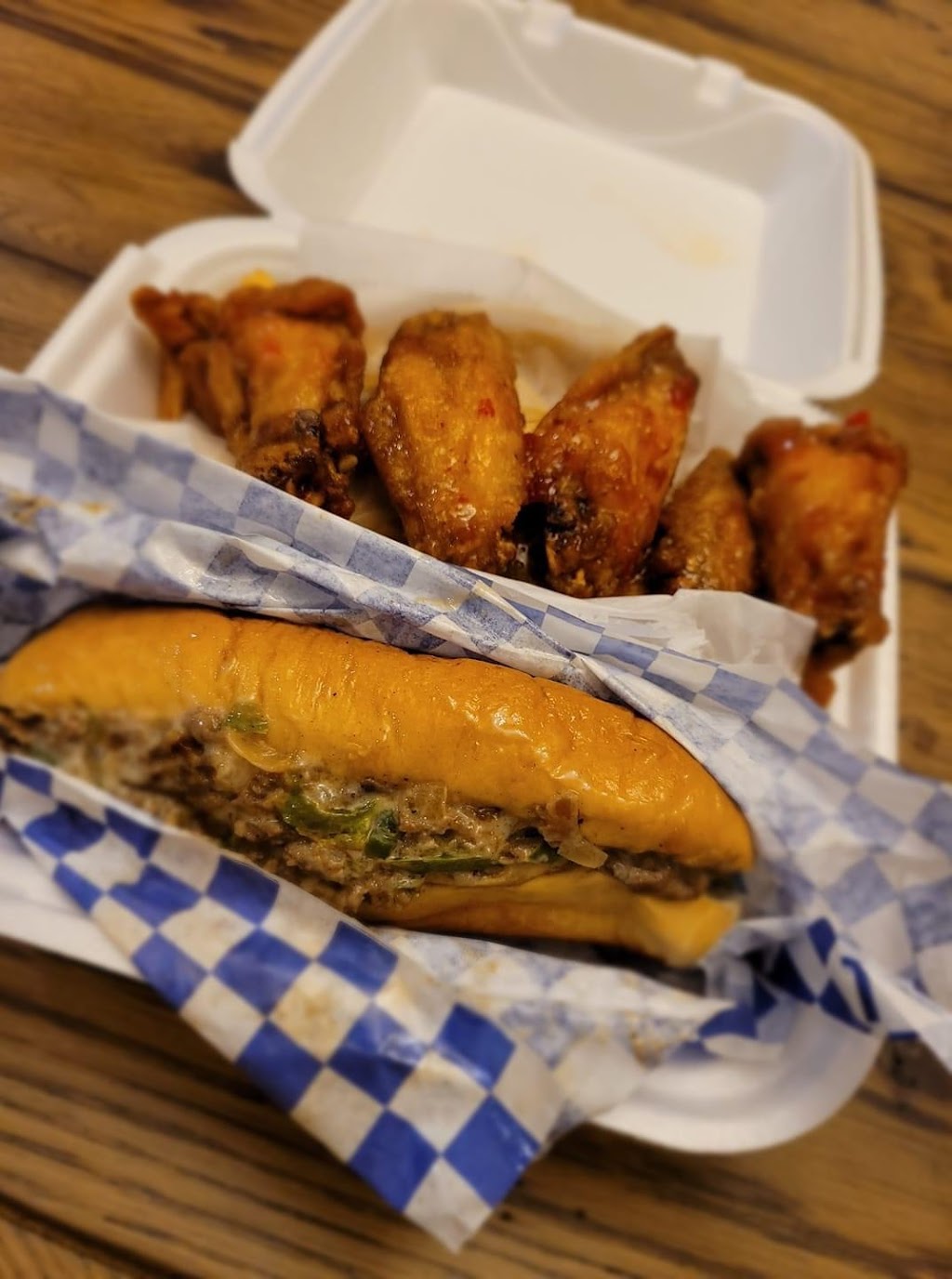 Wylam Wings & Things | restaurant | 710 Bank St, Birmingham, AL 35224, USA | 2059576560 OR +1 205-957-6560