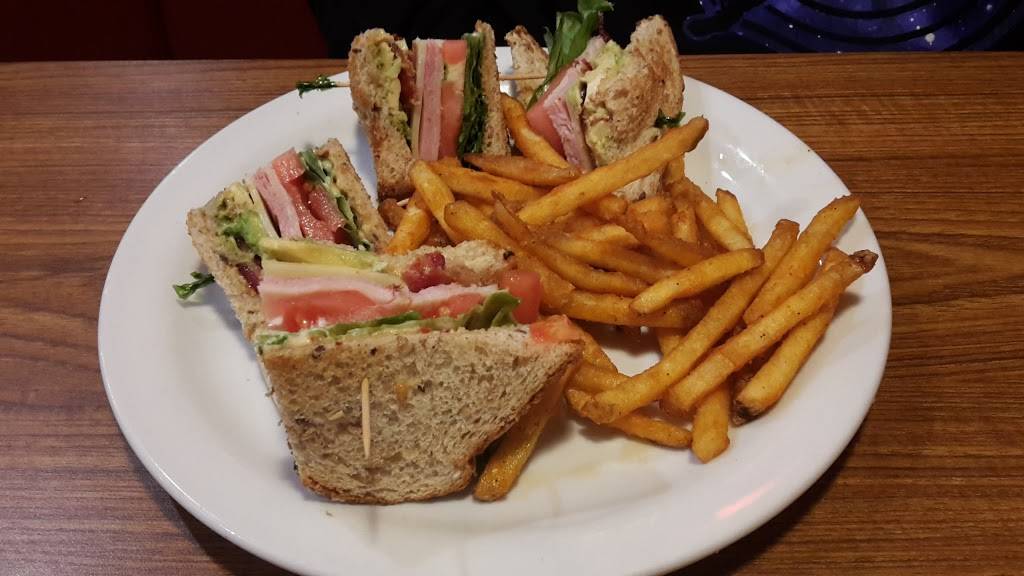 Dennys | restaurant | 5900 Atlantic Blvd, Maywood, CA 90270, USA | 3235603205 OR +1 323-560-3205