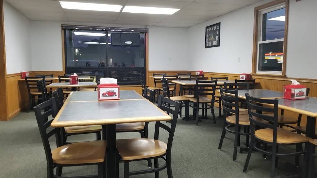 Pennfield Pizza | restaurant | 1432 Capital Ave NE, Battle Creek, MI 49017, USA | 2699649465 OR +1 269-964-9465