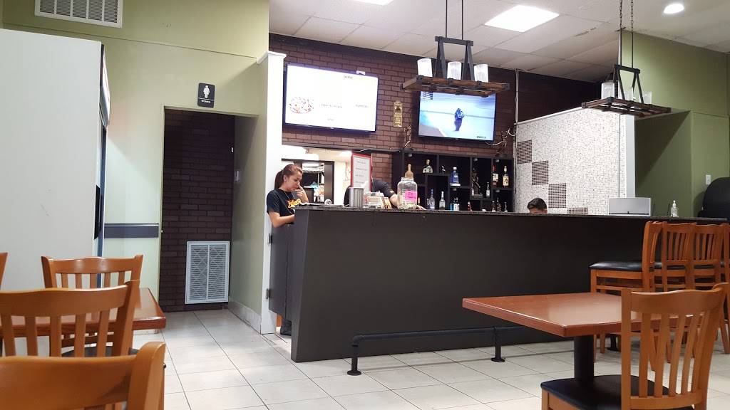 Rickys Pub & Grill | restaurant | 237 N Glebe Rd, Arlington, VA 22203, USA | 7032437400 OR +1 703-243-7400