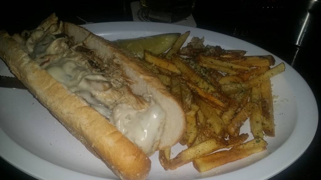 Catawissa Cracker Barrel Bar & Grill | restaurant | 340 Main St, Catawissa, PA 17820, USA | 5703562076 OR +1 570-356-2076