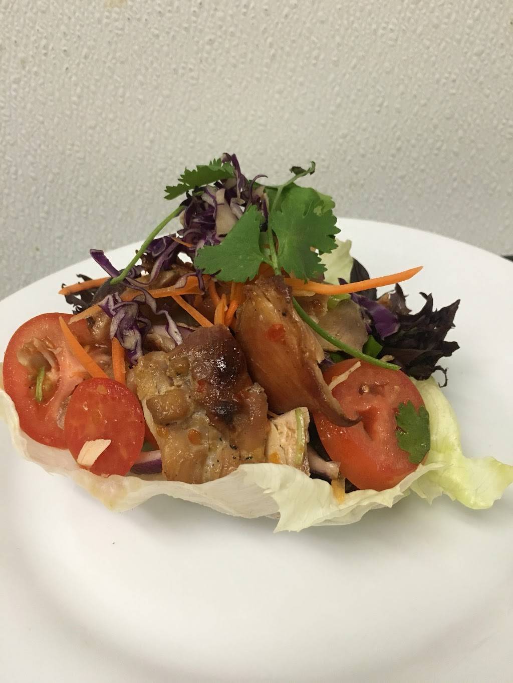 Aticha Thai Cuisine | restaurant | 1430 High St, Williamsburg, VA 23185, USA | 7573783773 OR +1 757-378-3773