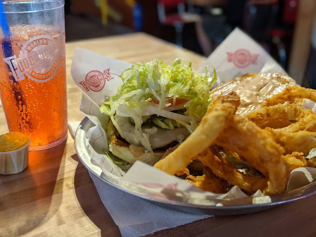 Fuddruckers | restaurant | 221 N San Fernando Blvd, Burbank, CA 91502, USA | 8188484856 OR +1 818-848-4856