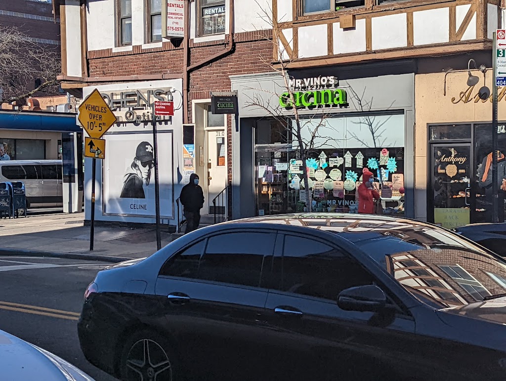 Mr. Vinos Cucina | restaurant | 7103 Austin St, Queens, NY 11375, USA | 7185758466 OR +1 718-575-8466