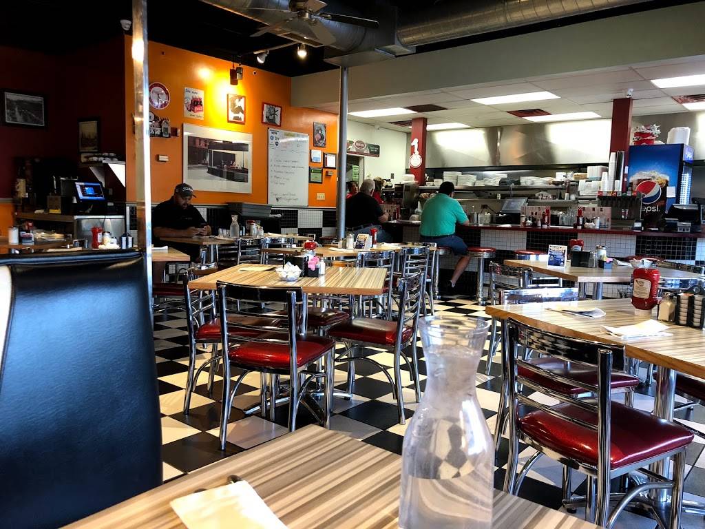 Teddys Diner | restaurant | 1065 Rohlwing Rd, Elk Grove Village, IL 60007, USA | 8475340511 OR +1 847-534-0511