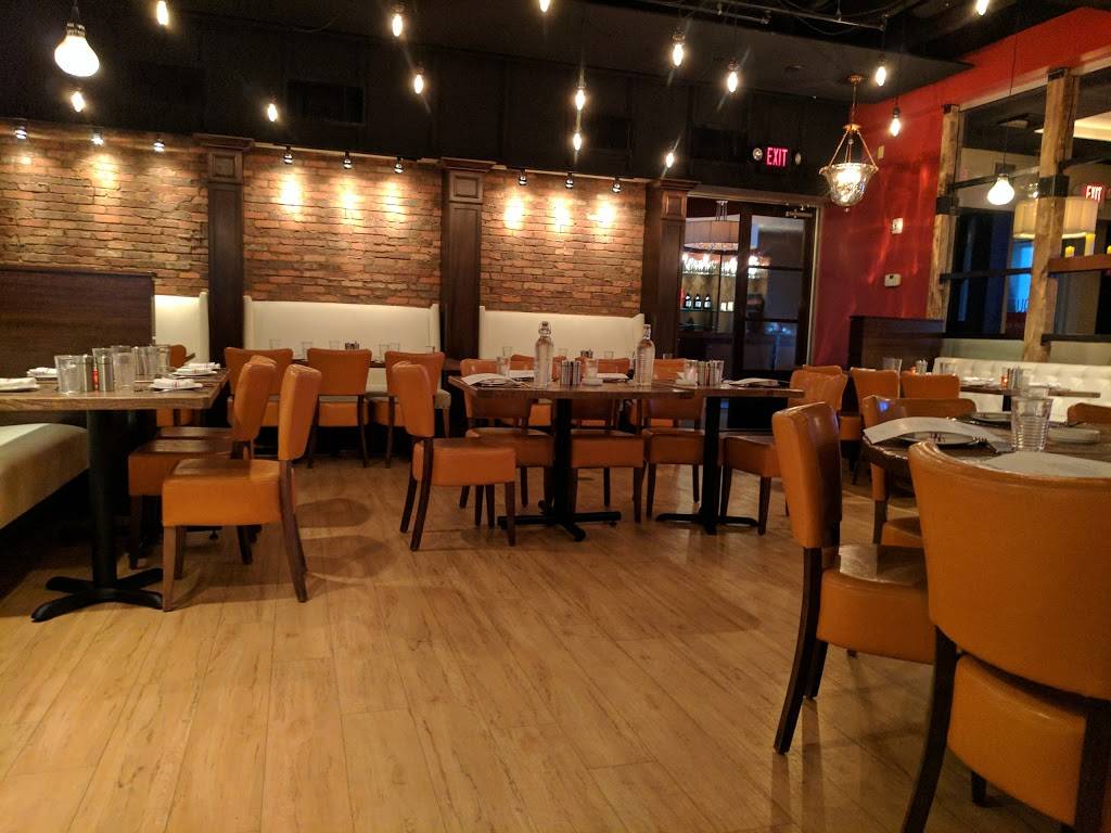 Aqua Pazzo | restaurant | 492 McClurg Rd, Youngstown, OH 44512, USA | 3309655899 OR +1 330-965-5899