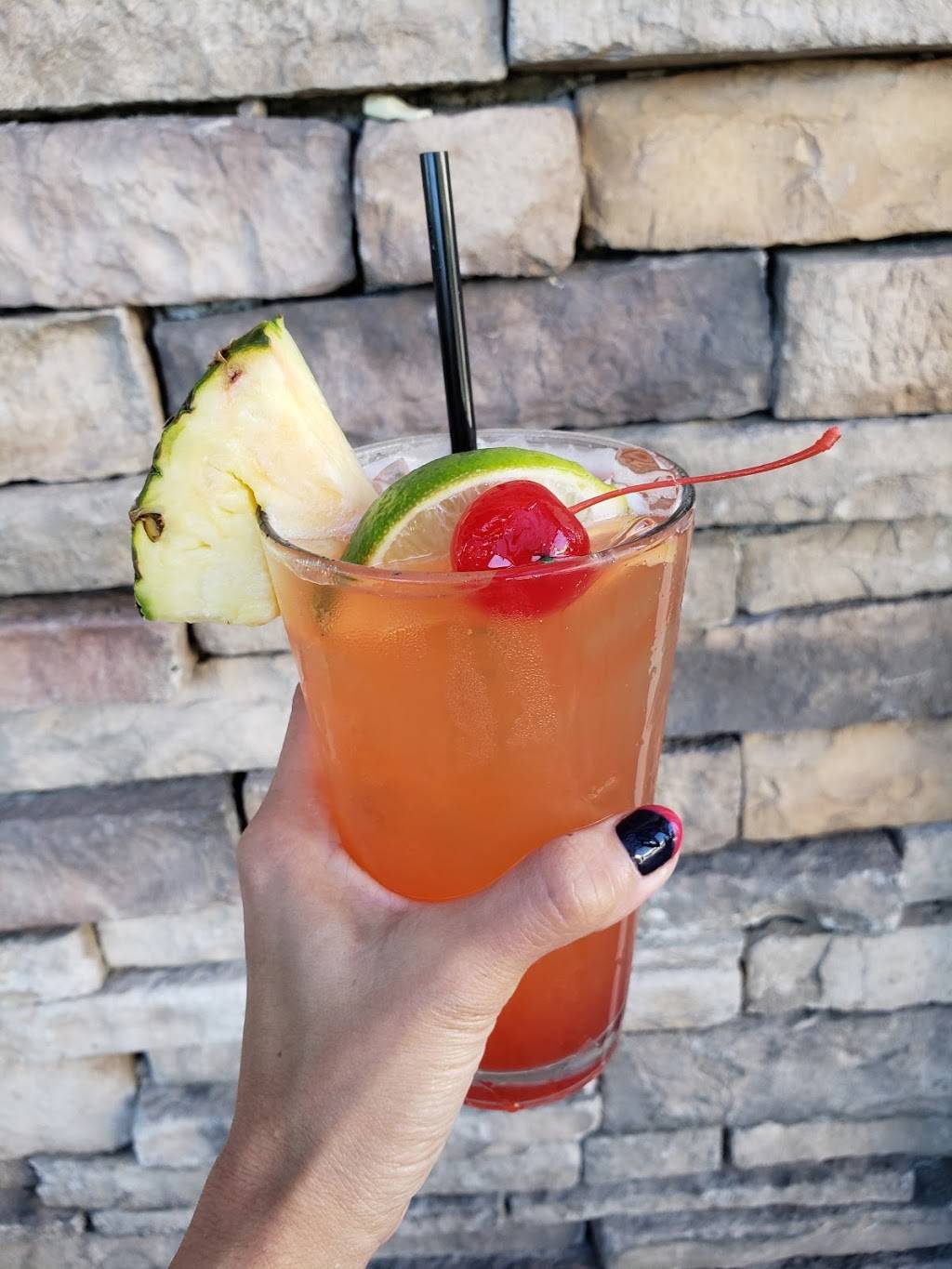 4th & Mill Local Bar & Grill | restaurant | 11260 Fourth St, Rancho Cucamonga, CA 91730, USA | 9097589115 OR +1 909-758-9115