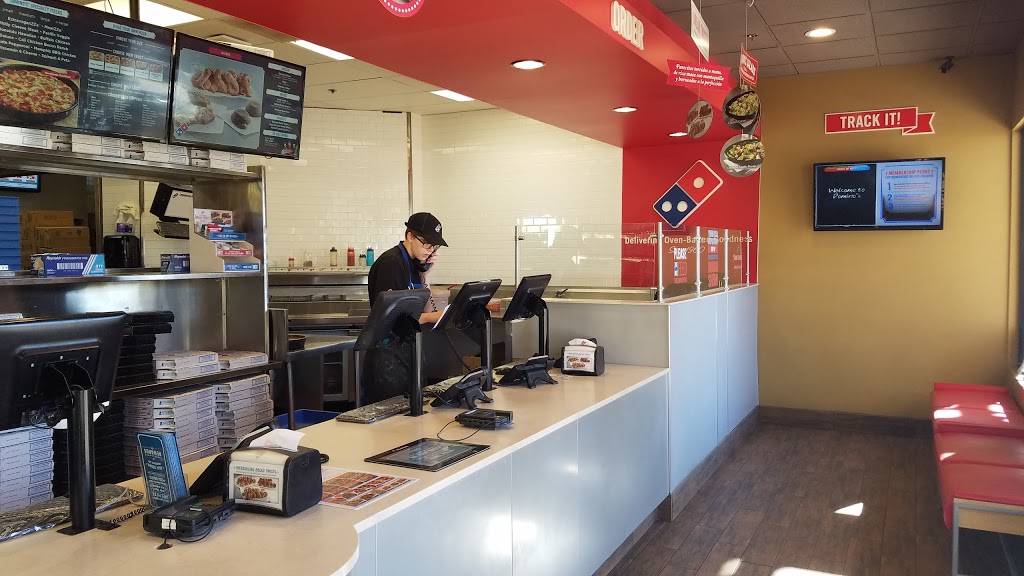 Dominos Pizza | meal delivery | 40404 California Oaks Rd, Murrieta, CA 92562, USA | 9516960117 OR +1 951-696-0117