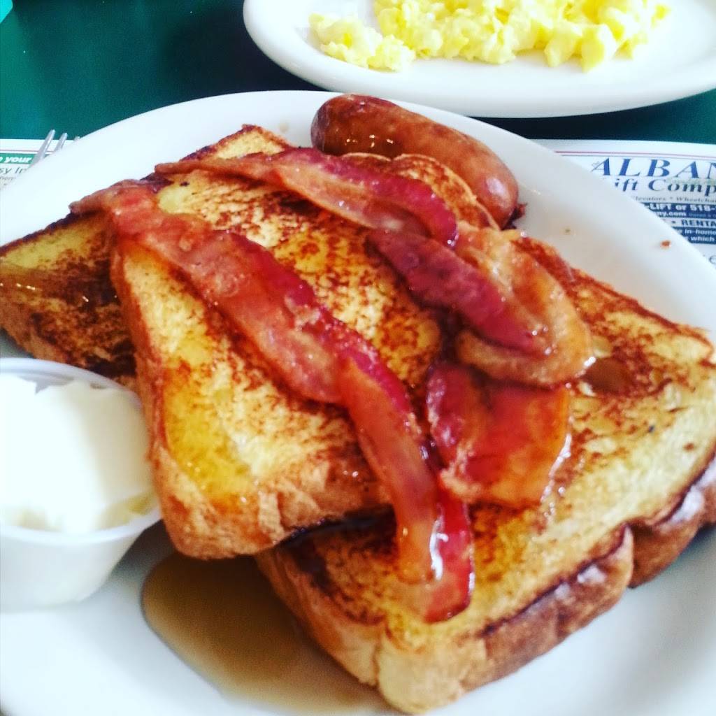 Main Street Diner | restaurant | 3032 Main St, Valatie, NY 12184, USA | 5187581233 OR +1 518-758-1233