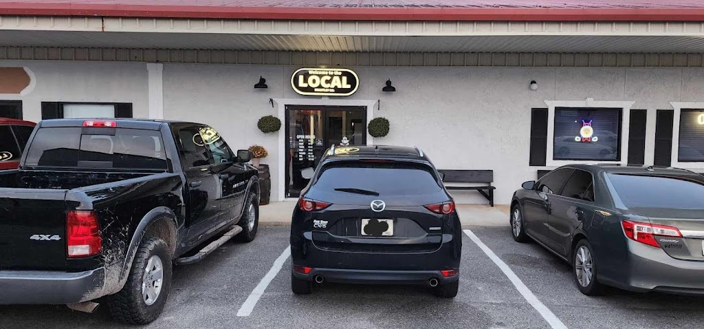 Local | restaurant | 13299 W Cleveland St, Nahunta, GA 31553, USA | 9124624950 OR +1 912-462-4950