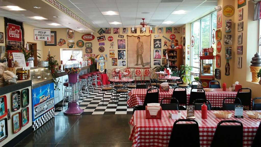 Tackers Shake Shack | restaurant | 409 E Military Rd #1701, Marion, AR 72364, USA | 8707393943 OR +1 870-739-3943