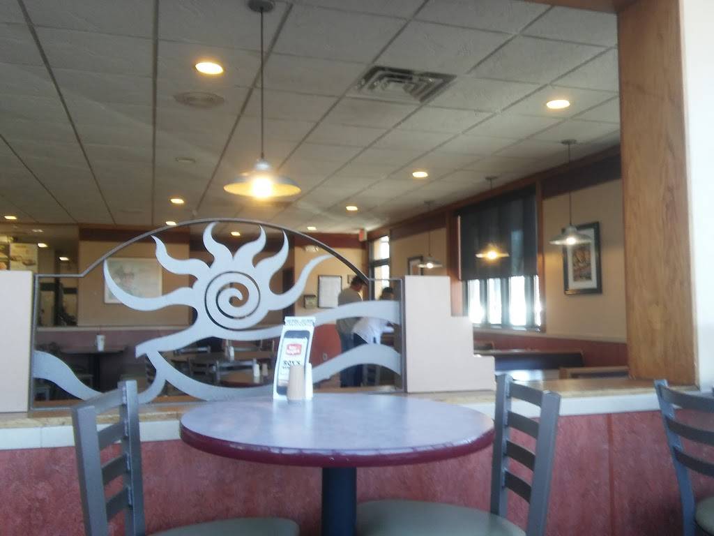 Roy Rogers | restaurant | 14000 H G Trueman Rd, Solomons, MD 20688, USA | 4103264290 OR +1 410-326-4290