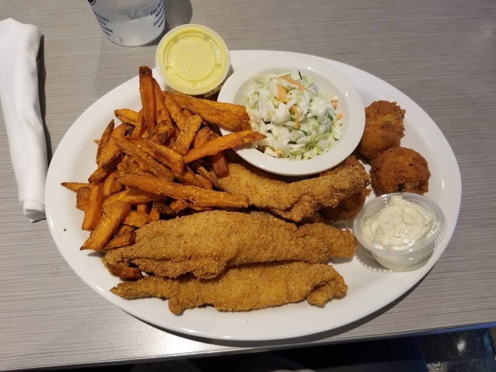 Soul Fish Cafe | restaurant | 4720 Poplar Ave, Memphis, TN 38117, USA | 9015900323 OR +1 901-590-0323