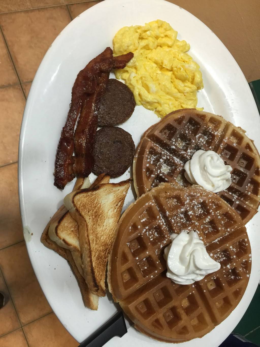 Charlys Tex-Mex Cafe | restaurant | 514 Pleasanton Rd, San Antonio, TX 78214, USA | 2109239207 OR +1 210-923-9207