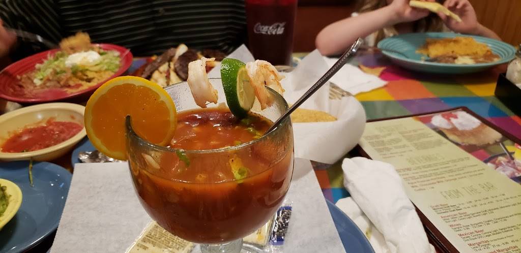 Los Aztecas | restaurant | 2700 Dodge St, Dubuque, IA 52003, USA | 5635840212 OR +1 563-584-0212