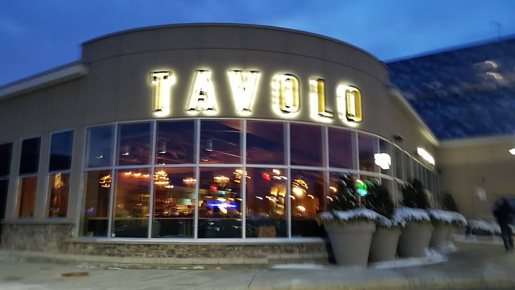 Tavolo Restaurant | restaurant | 1515 Rebecca St, Oakville, ON L6L 5G8, Canada | 9058272221 OR +1 905-827-2221