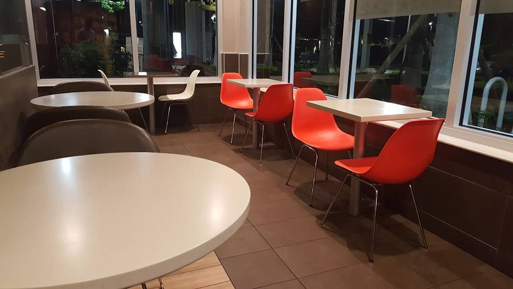 McDonalds | cafe | 2900 SW Martin Downs Blvd, Palm City, FL 34990, USA | 7722204062 OR +1 772-220-4062