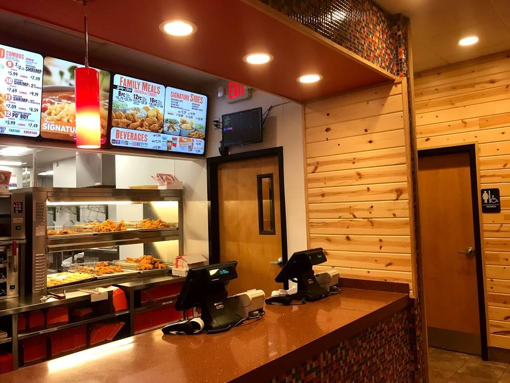 Popeyes Louisiana Kitchen | restaurant | 10923 W Colonial Dr, Ocoee, FL 34761, USA | 4077987570 OR +1 407-798-7570
