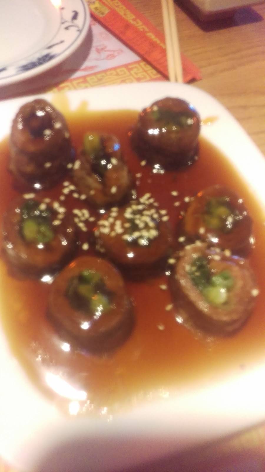 Sakura Chinatown | restaurant | 15271 McGregor Blvd #24, Fort Myers, FL 33908, USA | 2393320888 OR +1 239-332-0888