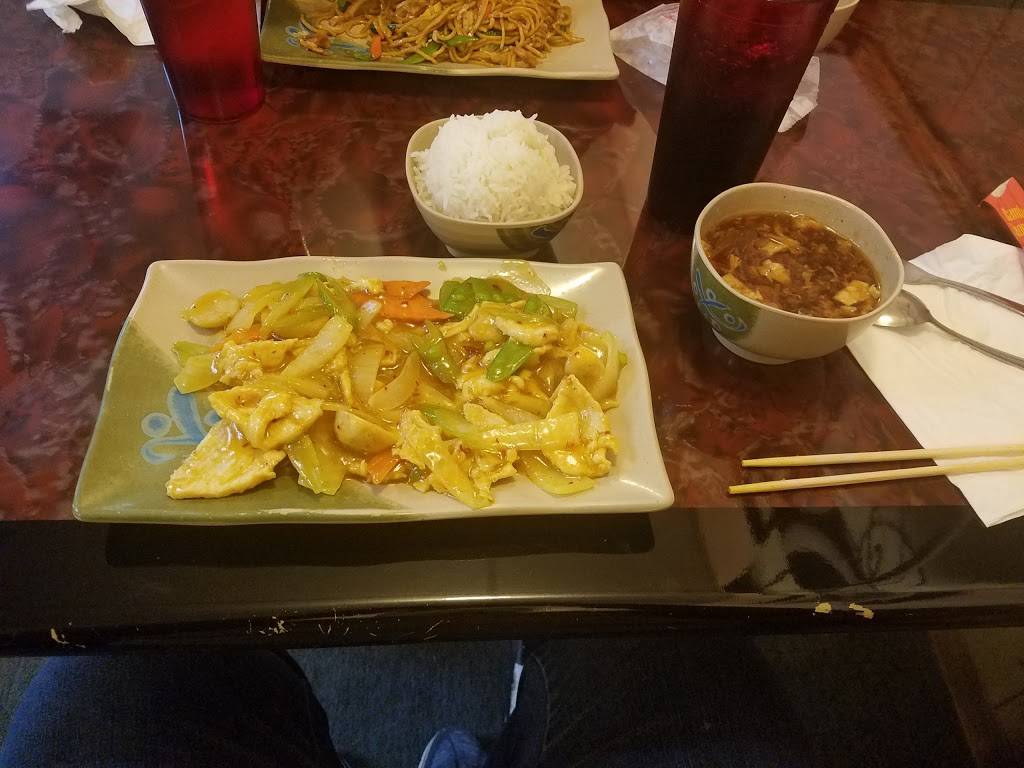 China Wok | restaurant | 555 N Main St, Bluffton, OH 45817, USA | 4193581688 OR +1 419-358-1688