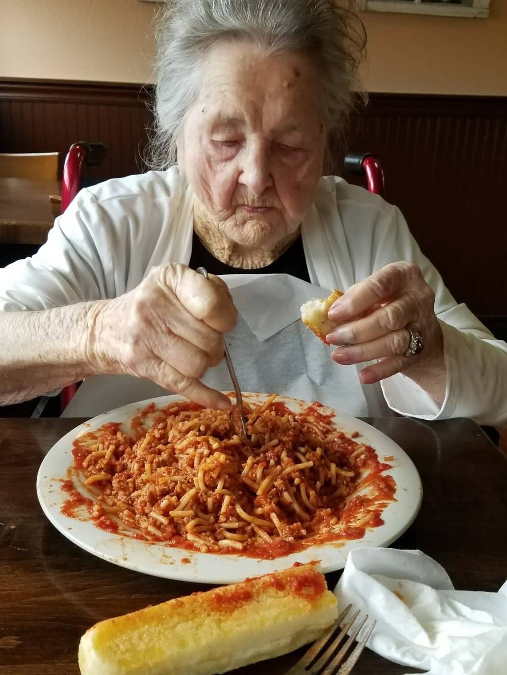 Tellinis | restaurant | 504 S Gloster St, Tupelo, MS 38801, USA | 6626209955 OR +1 662-620-9955