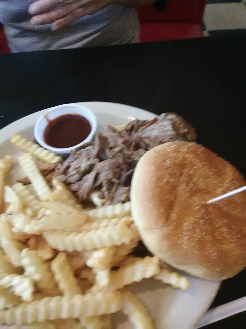 Donnas Dinner | restaurant | Eldon, MO 65026, USA | 5735578070 OR +1 573-557-8070