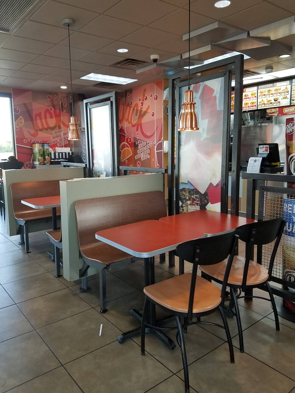 Jack in the Box | restaurant | 506 New Valley Hi Dr, San Antonio, TX 78227, USA | 2106735582 OR +1 210-673-5582