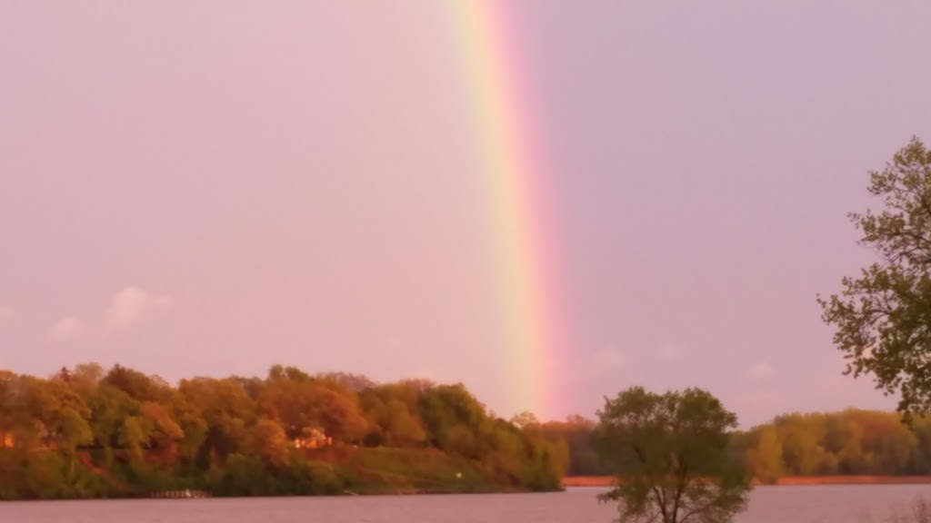 Maumee River Yacht Club | restaurant | 2735 Broadway St, Toledo, OH 43609, USA | 4193823625 OR +1 419-382-3625