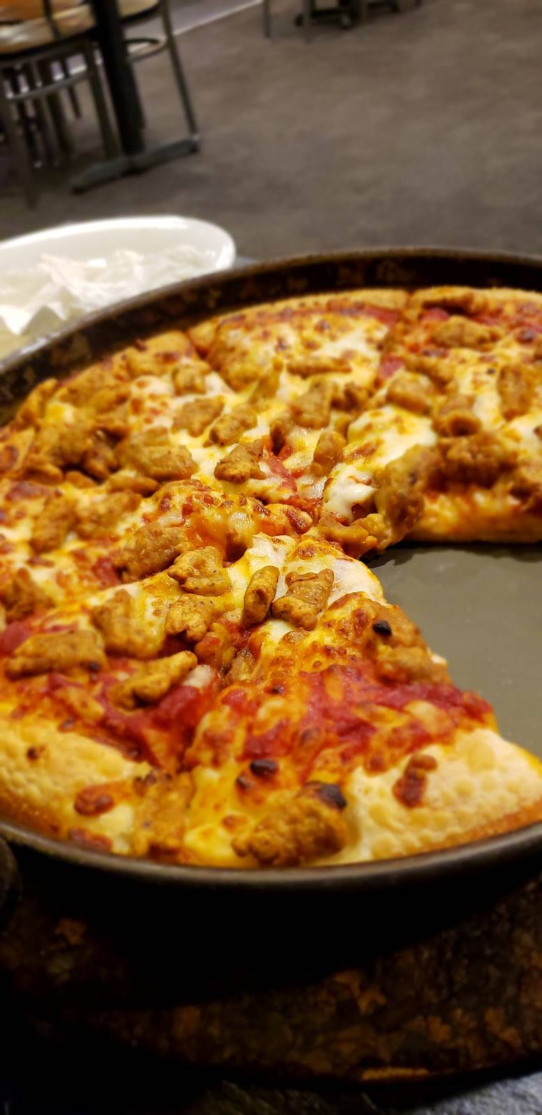 Pizza Hut | restaurant | 18055 Bagley Rd, Middleburg Heights, OH 44130, USA | 4402390991 OR +1 440-239-0991