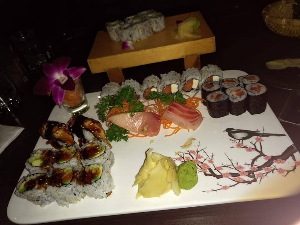 Best Sushi Grill | restaurant | 13525 Palm Dr #3, Desert Hot Springs, CA 92240, USA | 7602511793 OR +1 760-251-1793
