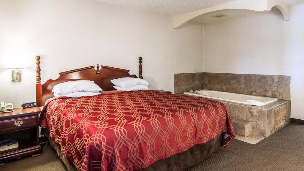 Econo Lodge Southeast Portland | restaurant | 17330 SE McLoughlin Blvd, Milwaukie, OR 97267, USA | 5036542222 OR +1 503-654-2222