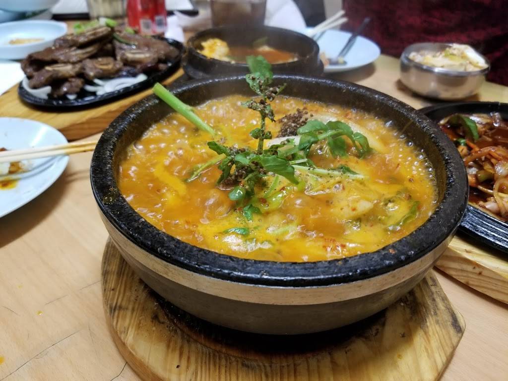 Duk Soo Goong | restaurant | 475 Old Post Rd, Edison, NJ 08817, USA | 7322481775 OR +1 732-248-1775