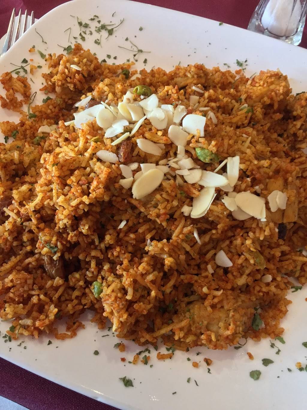 Vijays Indian Cuisine | restaurant | 380 Weber St W, Kitchener, ON N2H 4B3, Canada | 5197436060 OR +1 519-743-6060