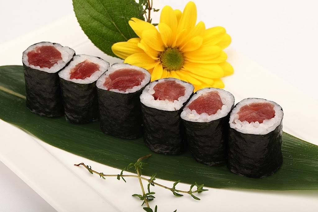 Orange Fish Sushi House | restaurant | 1107 Lorne Park Rd, Mississauga, ON L5H 3A1, Canada | 9052718880 OR +1 905-271-8880