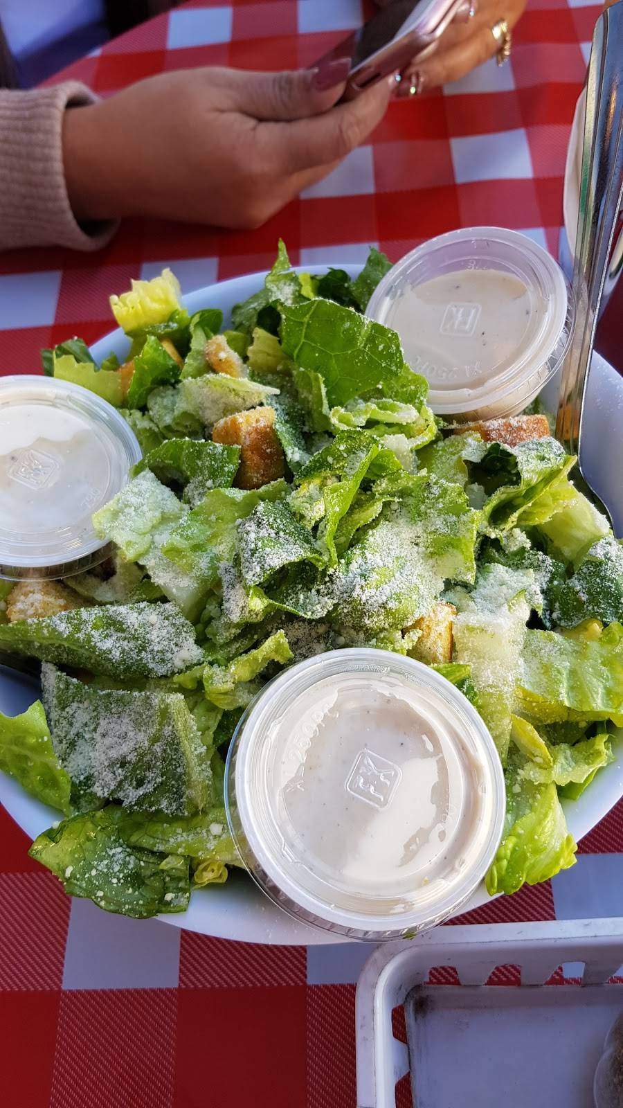 Mulberry Street Pizzeria | restaurant | 347 N Canon Dr, Beverly Hills, CA 90210, USA | 3102478998 OR +1 310-247-8998