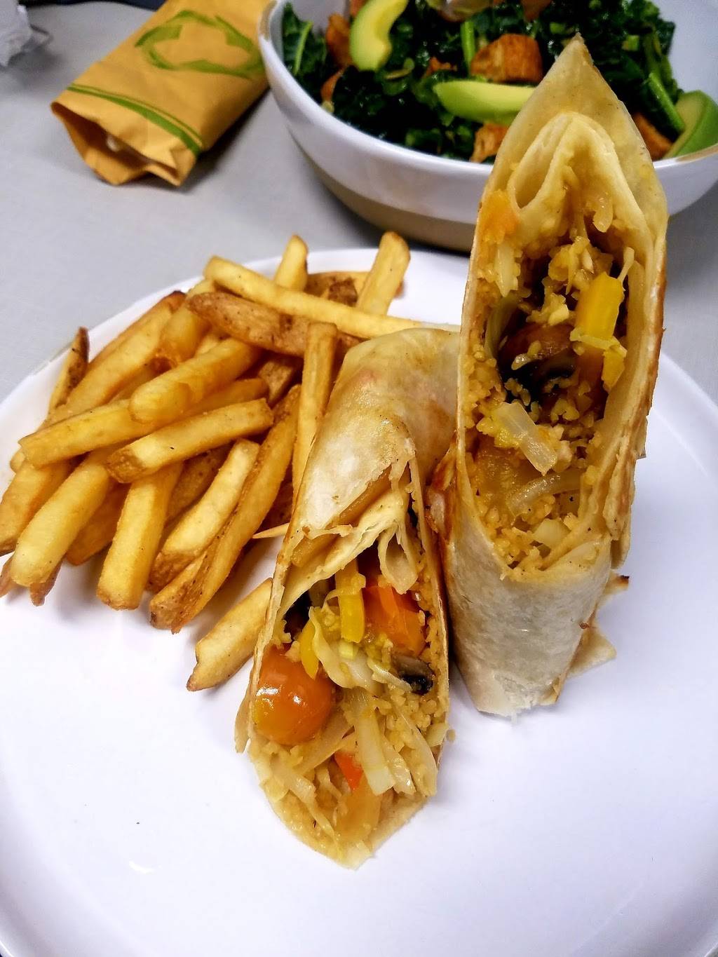 Heirloom - A Milltown Eatery | restaurant | 805 Spartan Blvd, Spartanburg, SC 29301, USA | 8649131212 OR +1 864-913-1212