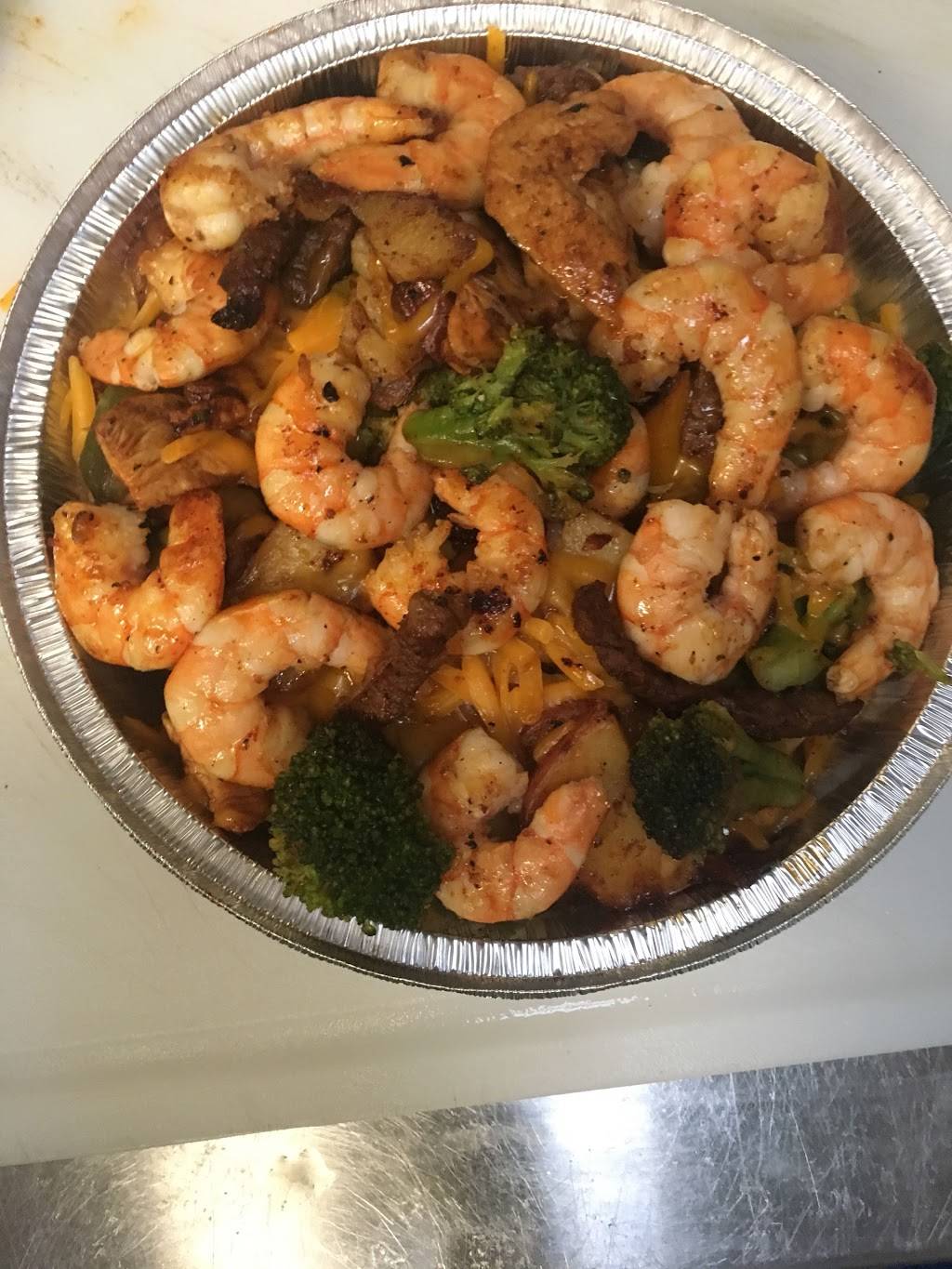 DaMunchies Express | restaurant | 1205 W 19th Ct, Sanford, FL 32771, USA | 4078448300 OR +1 407-844-8300