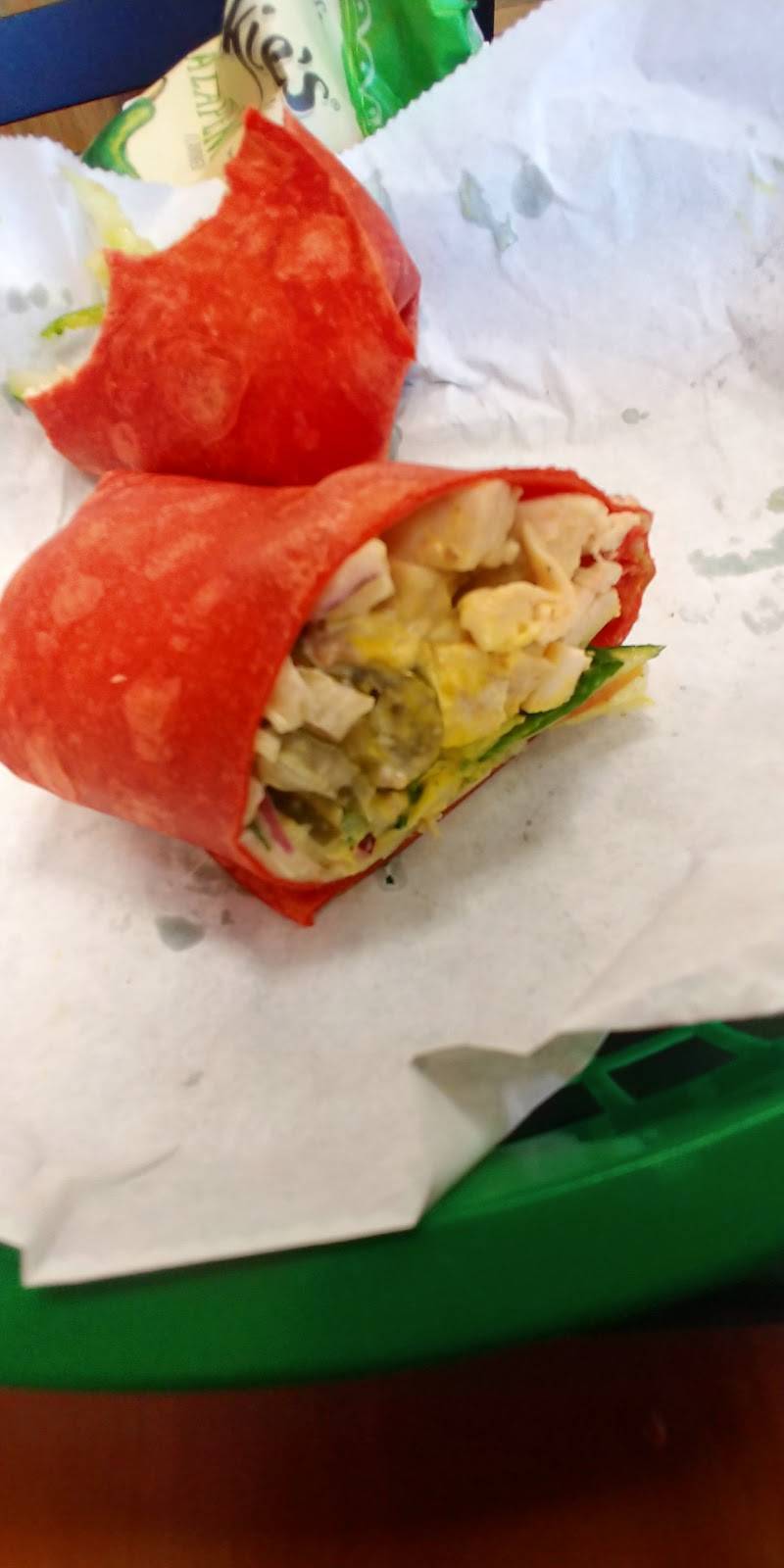 Subway Restaurants | restaurant | 10970 Sherman Way, Burbank, CA 91505, USA | 8188472579 OR +1 818-847-2579