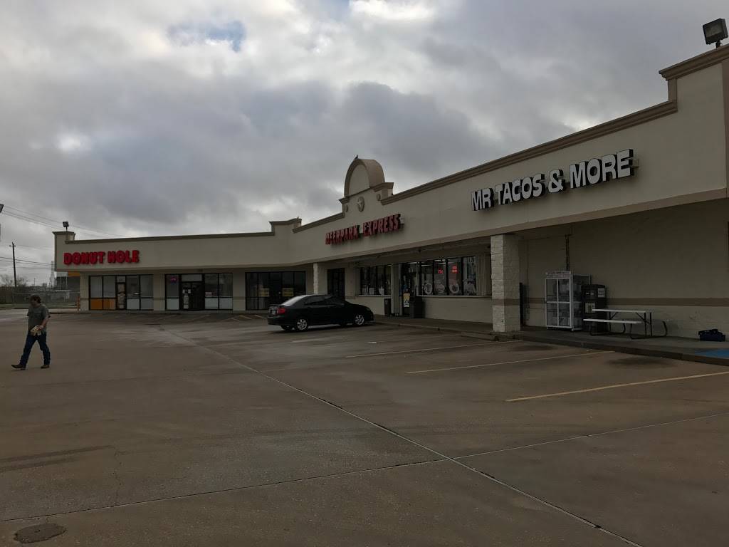 Mr. Tacos & More | restaurant | 2101 Independence Pkwy, La Porte, TX 77571, USA | 8328007545 OR +1 832-800-7545